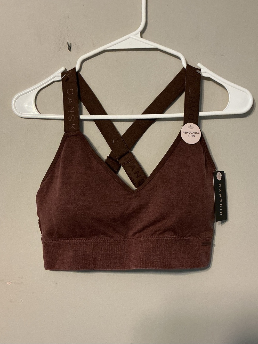 Danskin Brown Cross-Back Seamless Sports Bra